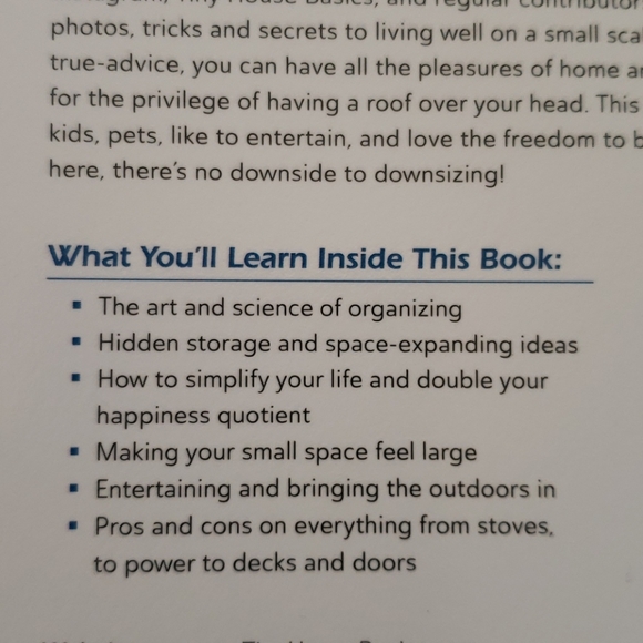 Tiny House Books - Picture 4 of 8